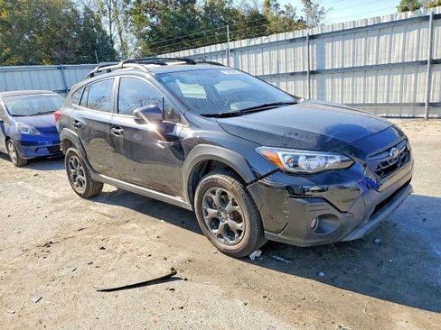Used 2021 Subaru Crosstrek 2.5i Sport w/ Moonroof Package image 4
