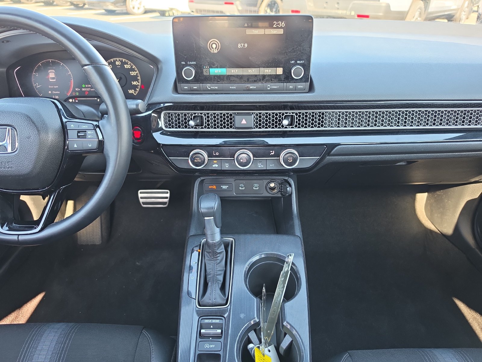 Used 2025 Honda Civic Sport image 11