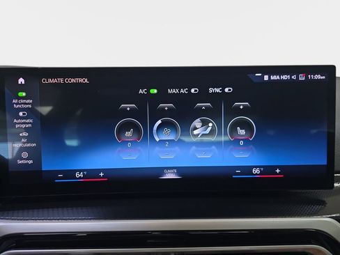 Used 2023 BMW 230i Coupe w/ M Sport Package image 25