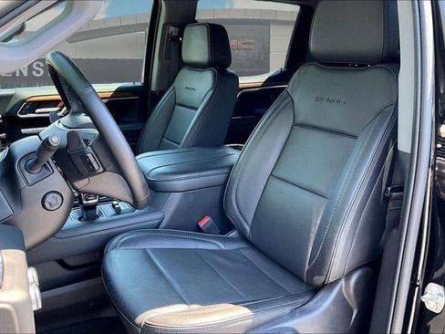 Used 2023 GMC Sierra 1500 Denali w/ Denali Reserve Package AWD/4WD image 25
