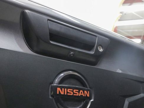 Used 2021 Nissan Titan PRO-4X w/ Pro-4x Utility Package image 14