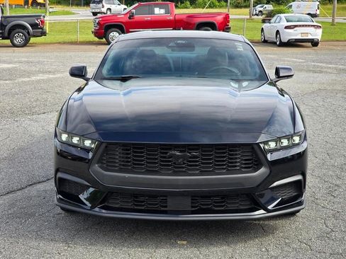 Used 2024 Ford Mustang Coupe RWD image 22