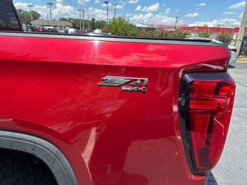 Used 2019 GMC Sierra 1500 Denali w/ Technology Package AWD/4WD image 10