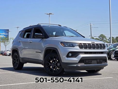 Used 2024 Jeep Compass Latitude w/ Convenience Group image 20