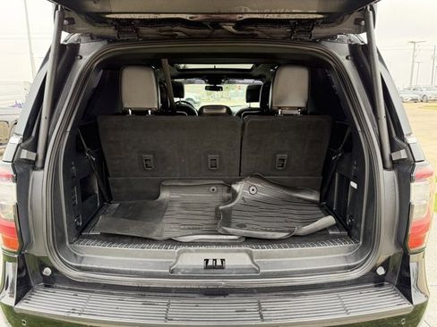 Used 2020 Ford Expedition Limited w/ Texas Edition Package image 9