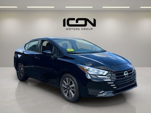 Used 2025 Nissan Versa SV FWD image 7