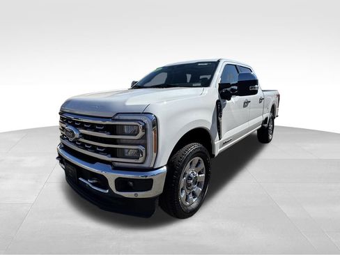 Used 2023 Ford F250 Lariat w/ Lariat Ultimate Package image 2