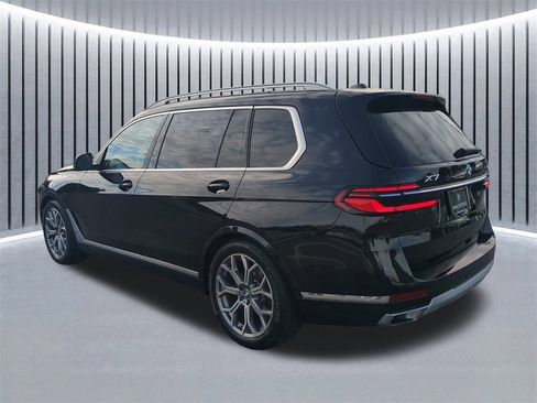 Certified 2023 BMW X7 xDrive40i w/ Parking Assistance Package image 7