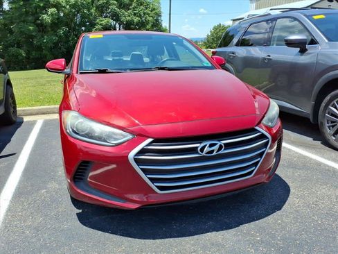 Used 2017 Hyundai Elantra SE FWD image 5