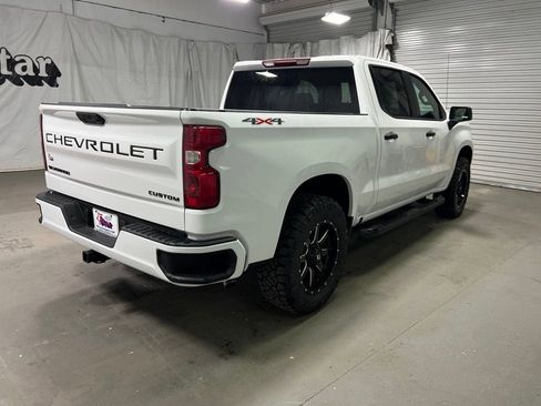 New 2025 Chevrolet Silverado 1500 Custom w/ LPO, Dark Essentials Package image 7