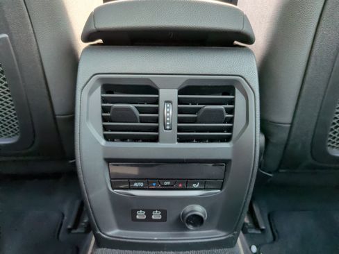 Used 2020 BMW 330i 330i w/ Convenience Package image 36