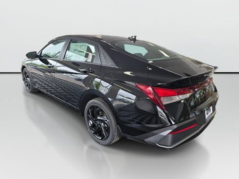 New 2026 Hyundai Elantra Sport FWD image 5