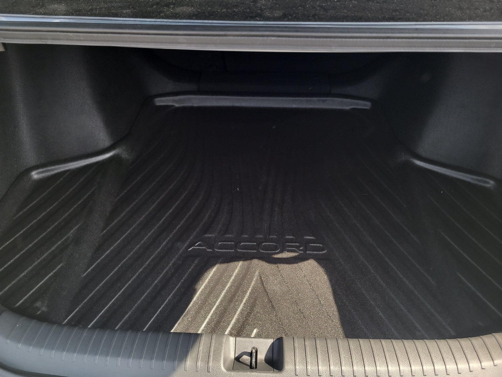 Certified 2024 Honda Accord Sport image 26
