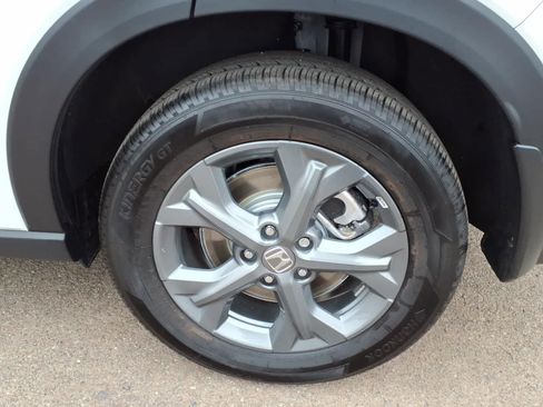 Certified 2026 Honda HR-V LX image 8