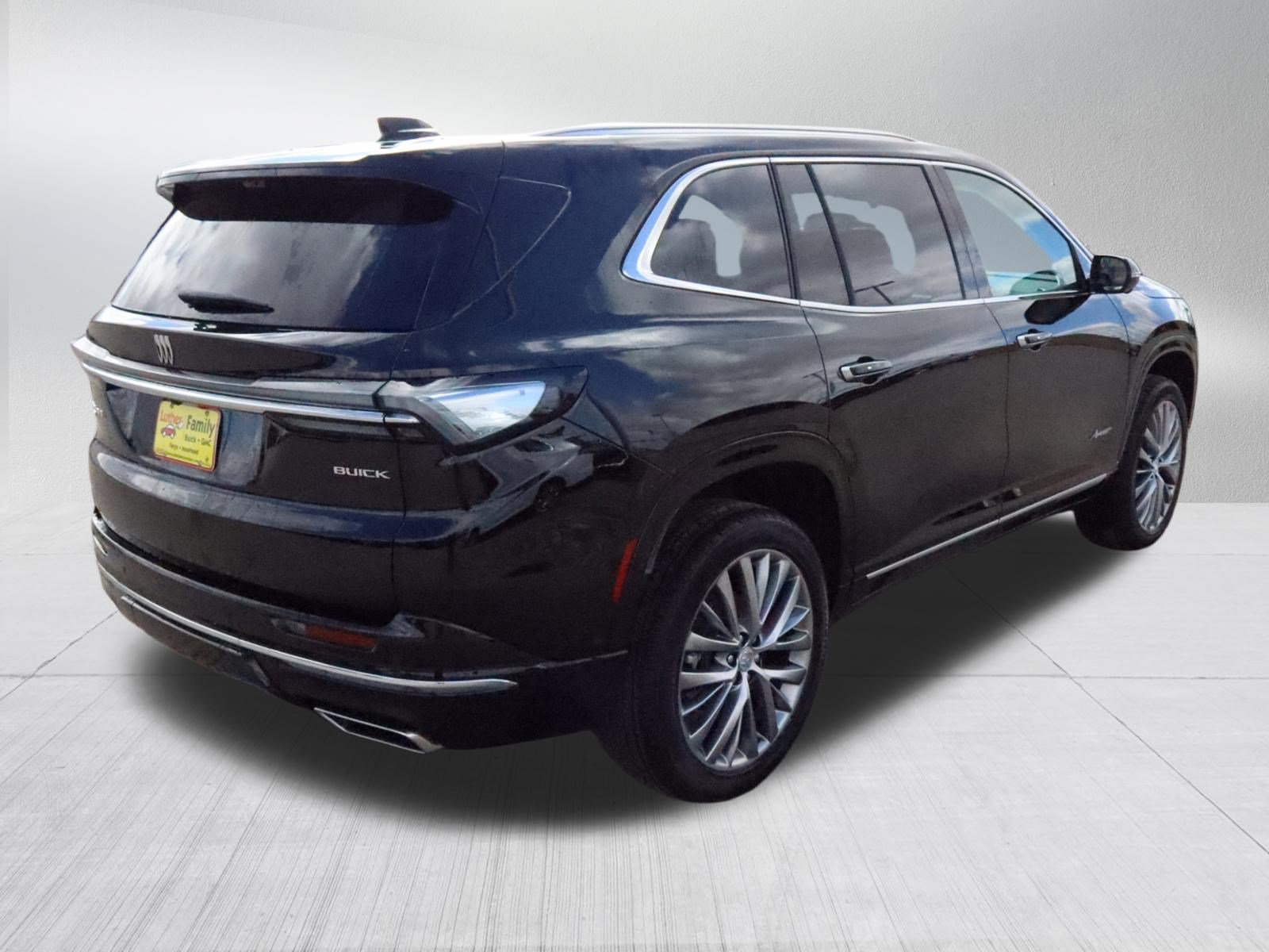 New 2026 Buick Enclave Avenir w/ Super Cruise Package AWD/4WD image 7
