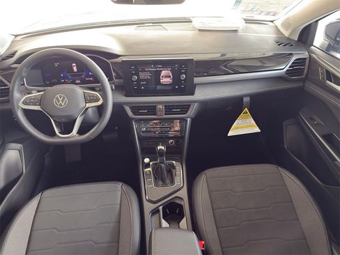 New 2026 Volkswagen Taos SE image 22