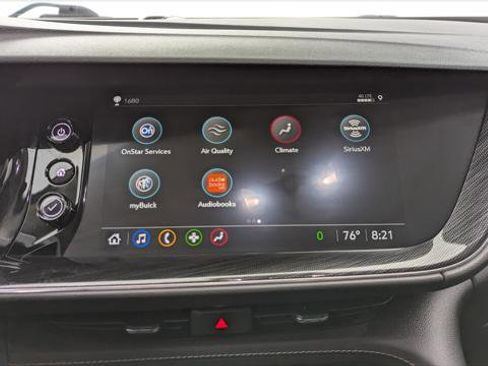 Used 2023 Buick Envision Essence image 18