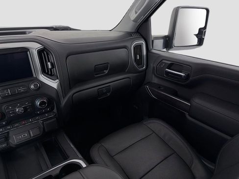 Used 2020 Chevrolet Silverado 2500 LTZ w/ LTZ Premium Package image 26