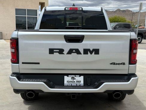 New 2026 RAM 1500 Big Horn AWD/4WD image 9
