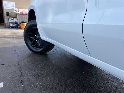 Used 2020 Chevrolet Silverado 1500 Custom Trail Boss w/ Custom Convenience Package image 32