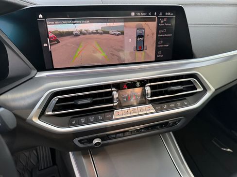 Used 2022 BMW X5 xDrive40i AWD/4WD image 19