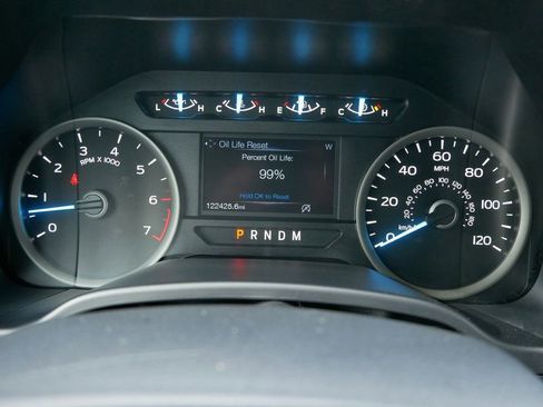 Certified 2022 Ford Explorer XLT w/ Equipment Group 202A image 49