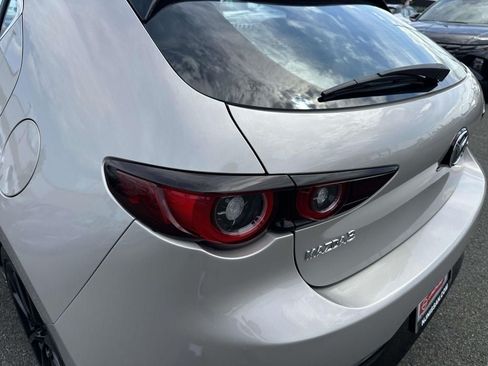 Used 2024 MAZDA MAZDA3 s FWD image 9