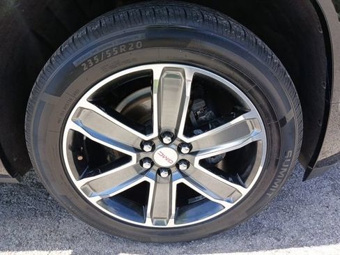 Used 2018 GMC Acadia Denali w/ Technology Package AWD/4WD image 62