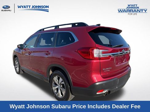 Used 2025 Subaru Ascent Premium AWD/4WD image 6
