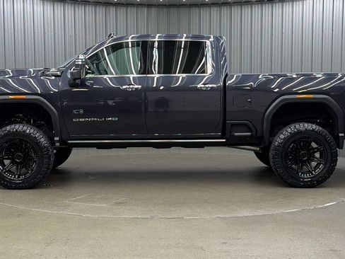 Used 2026 GMC Sierra 3500 Denali Ultimate AWD/4WD image 2