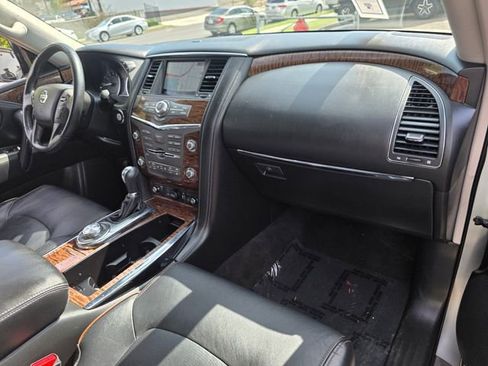 Used 2020 Nissan Armada Platinum w/ Interior Lighting Package image 8