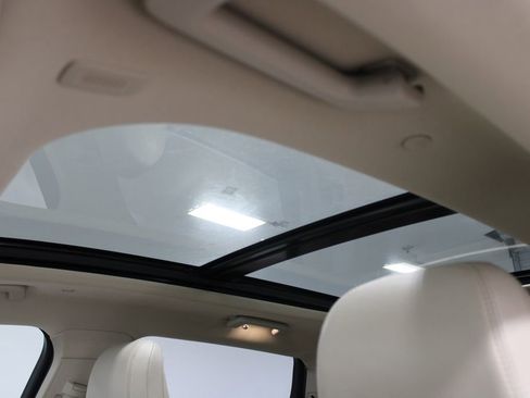 Used 2020 Lincoln Nautilus Reserve w/ Equipment Group 201A image 32