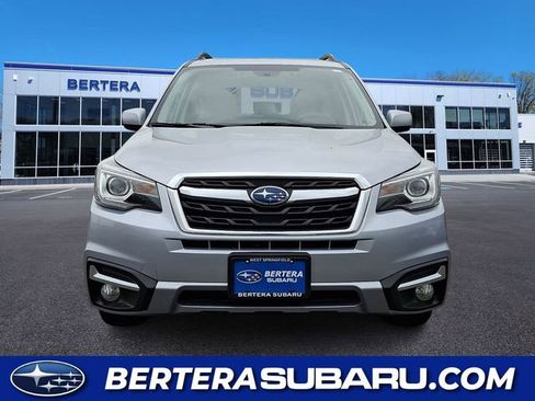 Used 2018 Subaru Forester 2.5i Limited AWD/4WD image 2