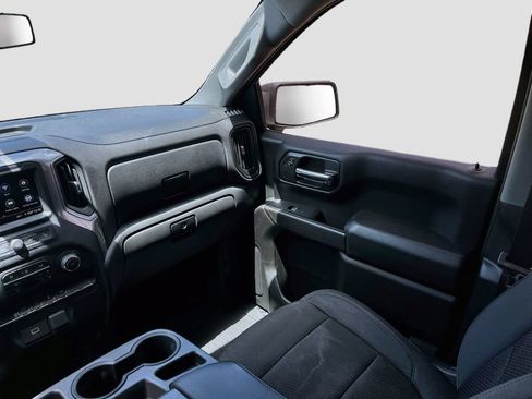 Used 2019 Chevrolet Silverado 1500 Custom w/ Custom Value Package RWD image 21