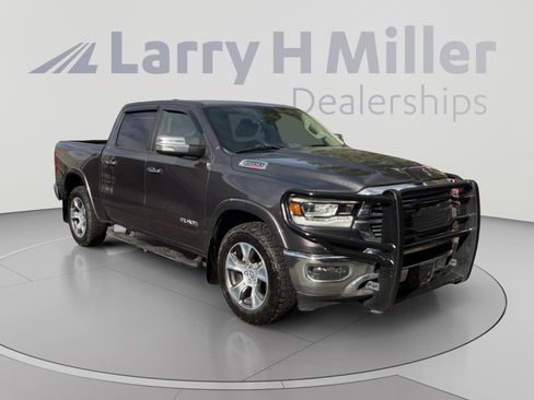Used 2022 RAM 1500 Laramie AWD/4WD image 7