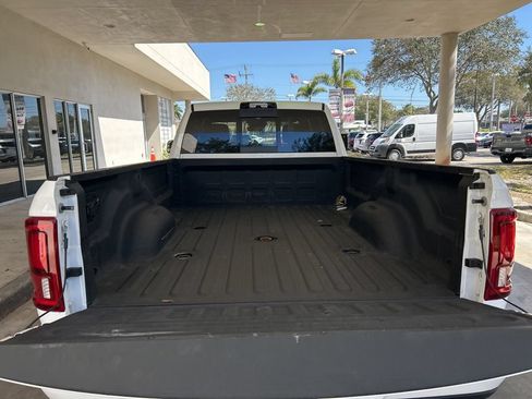 Used 2025 RAM 3500 Big Horn AWD/4WD image 36