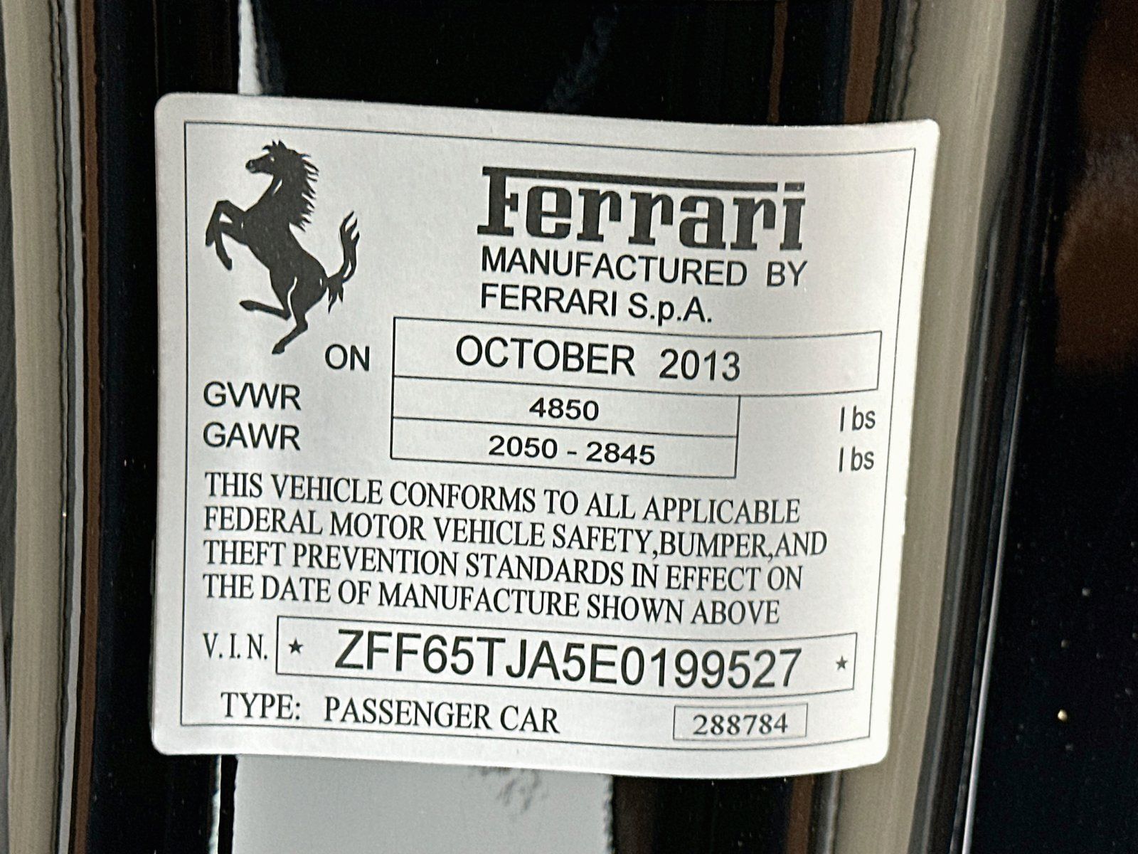 Used 2014 Ferrari California RWD image 48