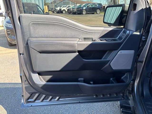 Used 2025 Ford F150 Lariat AWD/4WD image 7