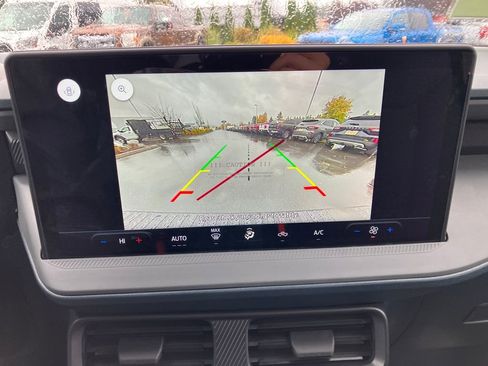 New 2025 Ford Maverick XL image 26