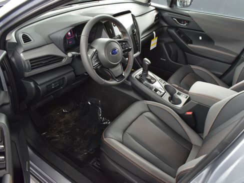 Used 2025 Subaru Crosstrek 2.5i Limited AWD/4WD image 11