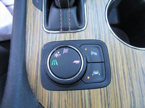 Used 2019 GMC Acadia Denali w/ Technology Package image 30