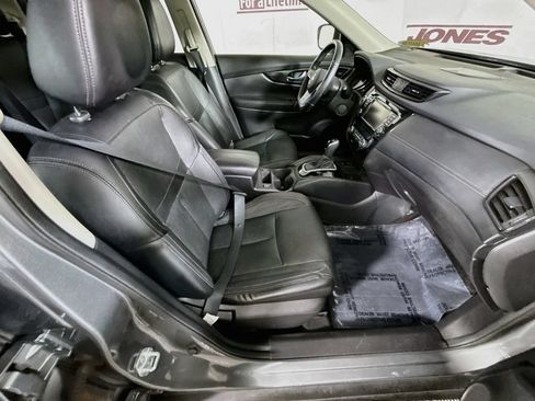 Used 2018 Nissan Rogue SL w/ Premium Package AWD/4WD image 31