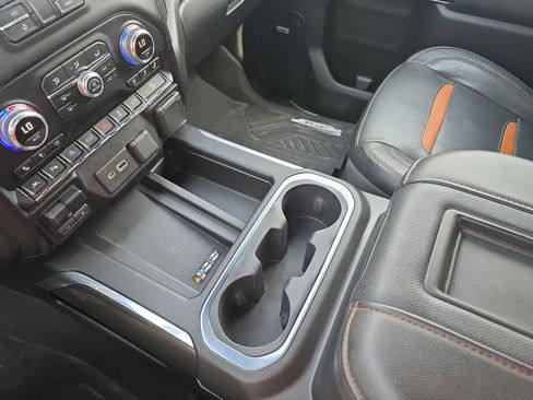 Used 2020 GMC Sierra 1500 AT4 w/ AT4 Premium Package AWD/4WD image 28