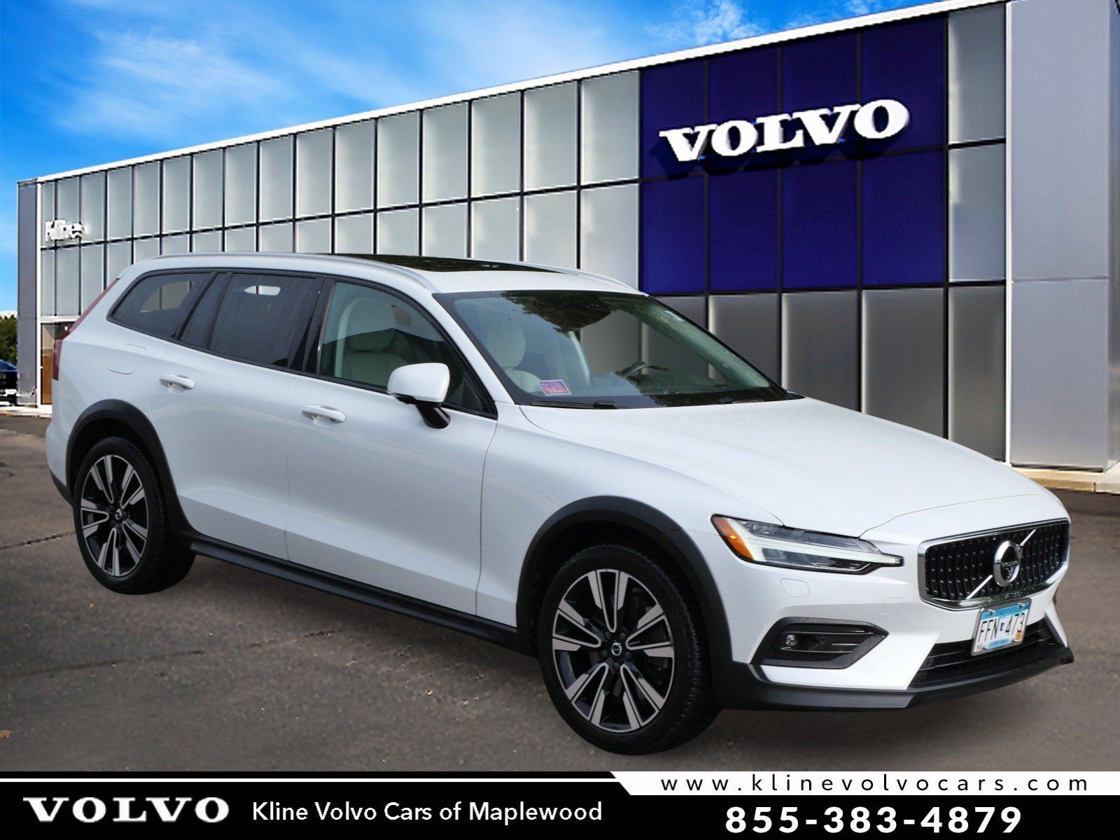 Used 2020 Volvo V60 T5 Cross Country w/ Protection Package Premier AWD/4WD image 1