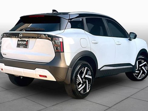 Certified 2026 Nissan Kicks SV FWD image 13
