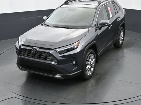 Used 2025 Toyota RAV4 Limited w/ Weather Package FWD image 28