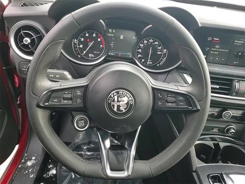 Used 2020 Alfa Romeo Stelvio Sport w/ Cold Weather Package image 13