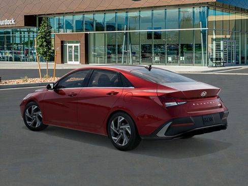 Certified 2026 Hyundai Elantra Limited FWD image 44