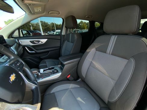 Used 2023 Chevrolet Blazer LT w/ Driver Confidence Package FWD image 9