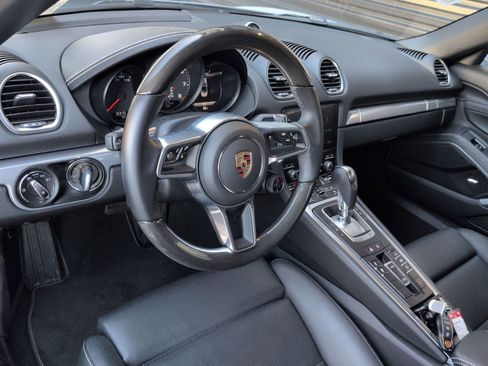 Certified 2025 Porsche 718 Boxster Style Edition image 4